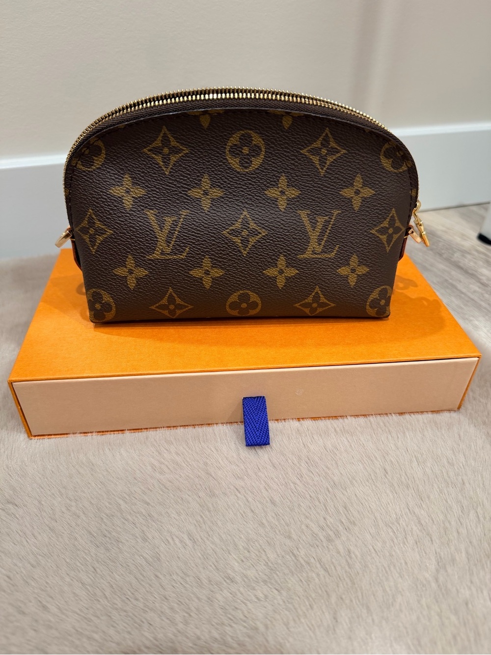 Louis Vuitton Monogram Cosmetic Pouch - Brown/Gold